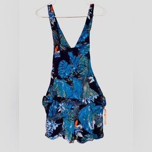 Mudd Tropic Romper Shortalls Size Medium Floral Boho Overalls Adjustable Straps